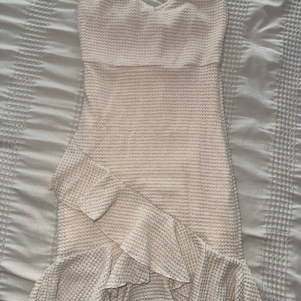 SHEIN Cream Asymmetrical Strapless Dress